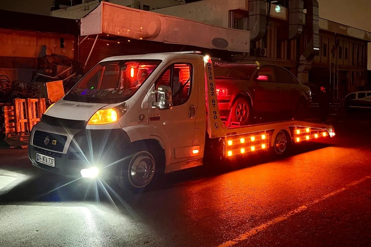 Silivri çekici ve yol yardım aracı